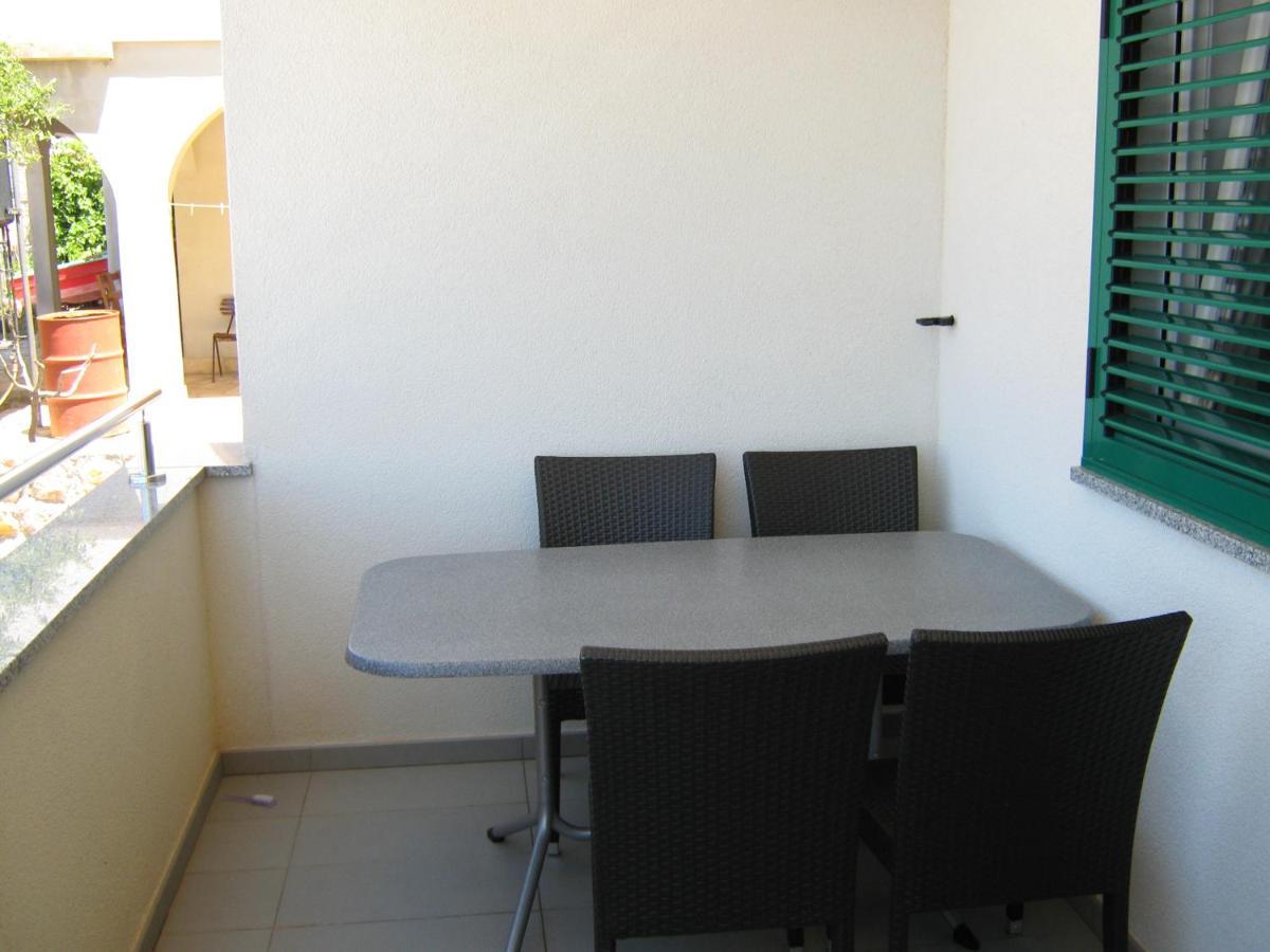 Villa Luce Apartment House كارلوباغ المظهر الخارجي الصورة