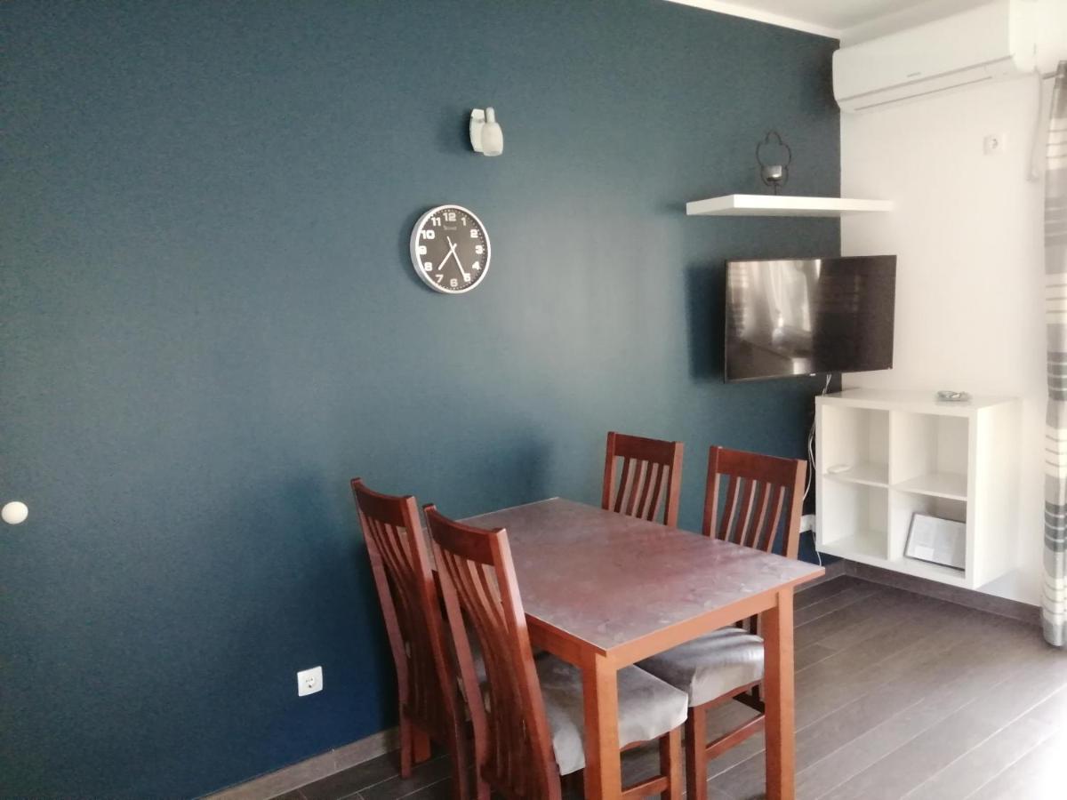 Villa Luce Apartment House كارلوباغ المظهر الخارجي الصورة