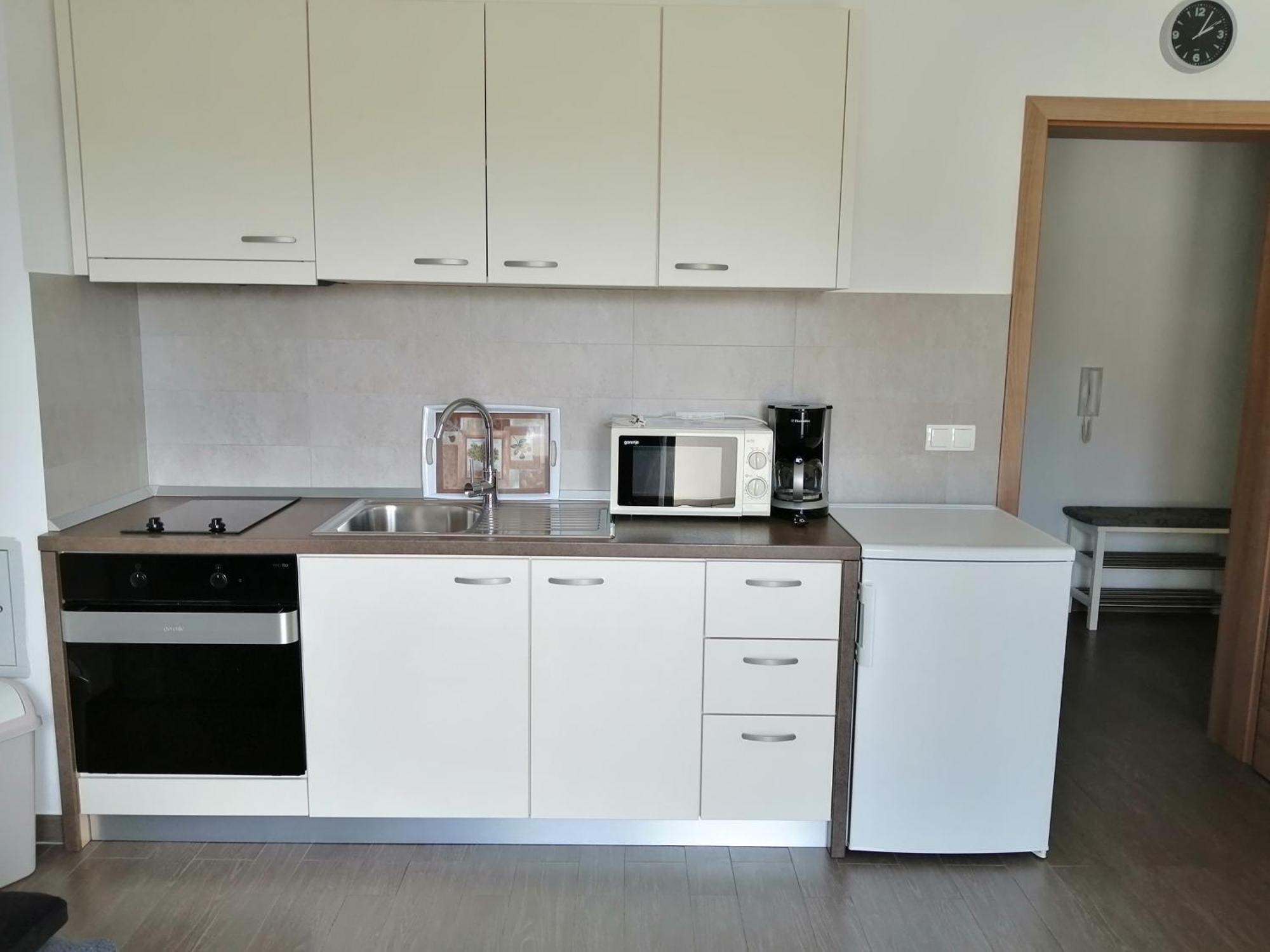 Villa Luce Apartment House كارلوباغ المظهر الخارجي الصورة