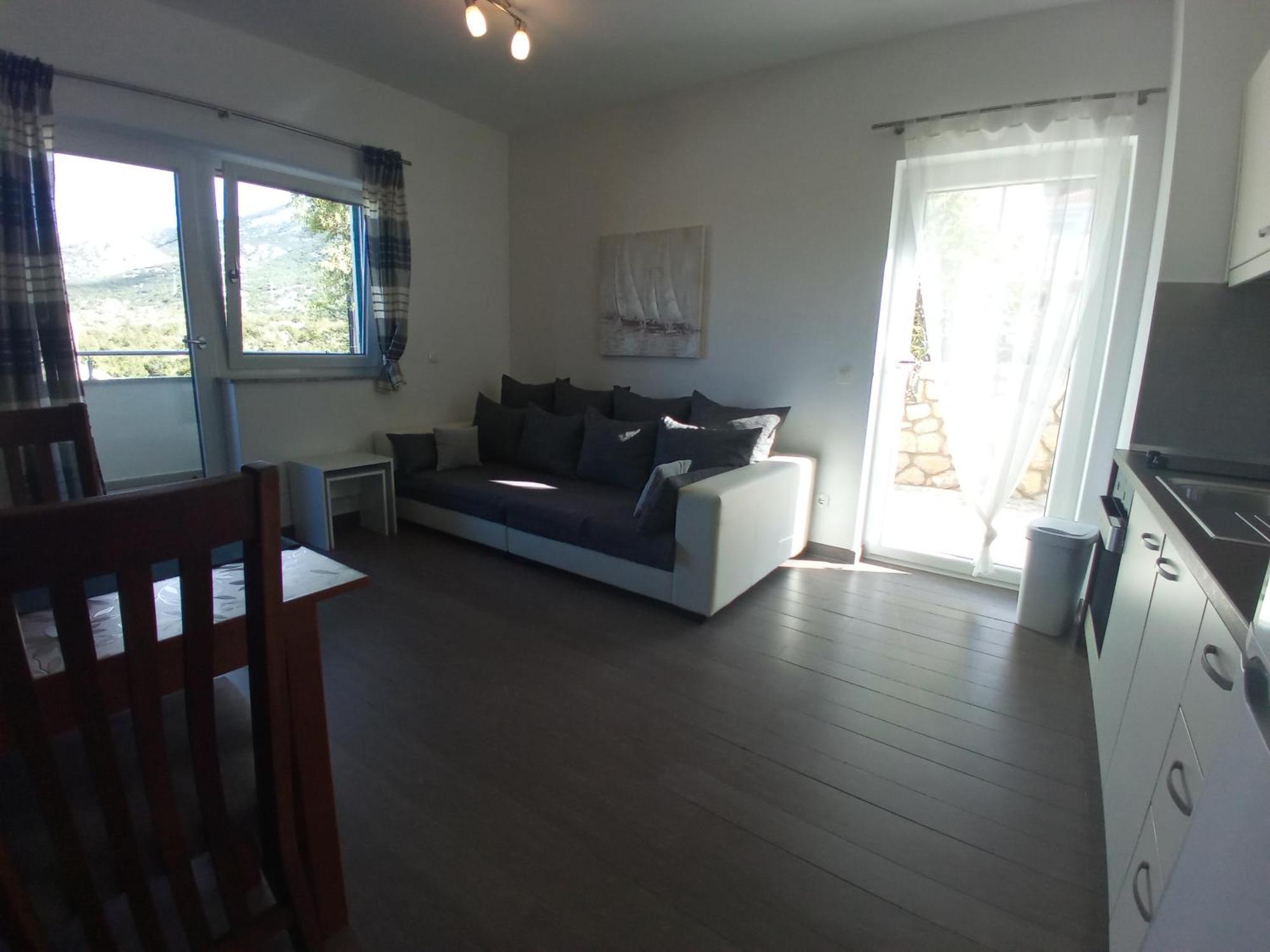 Villa Luce Apartment House كارلوباغ المظهر الخارجي الصورة